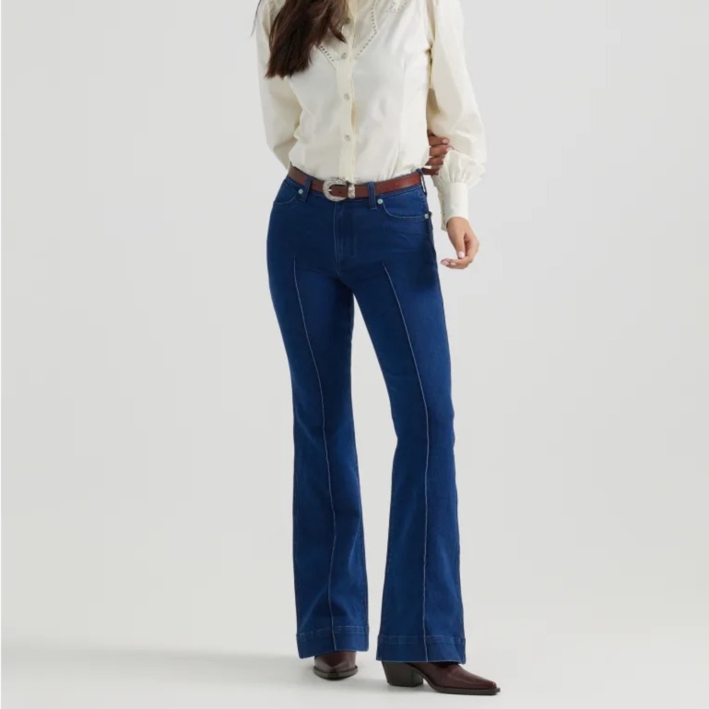Wrangler X Yellow Rose by Kendra Scott High Rise Trouser - Picture 7 of 7
